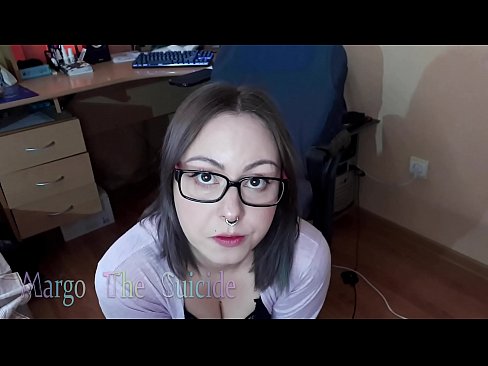 ❤️ Sexy Girl mit Brille saugt Dildo tief vor der Kamera ❤❌ Just porn bei de.marketapp.top ️❤